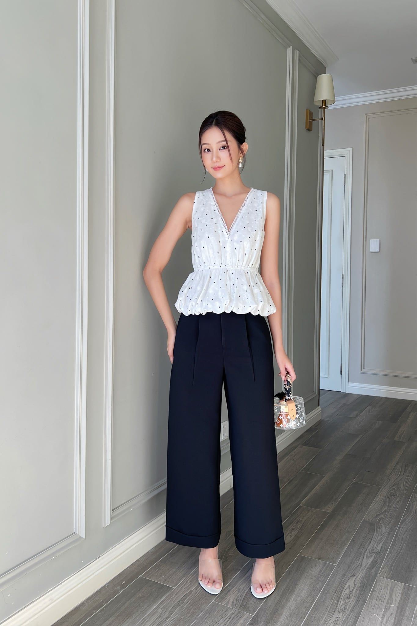  (MỚI) Áo sát nách thêu chấm bi phối đăng 