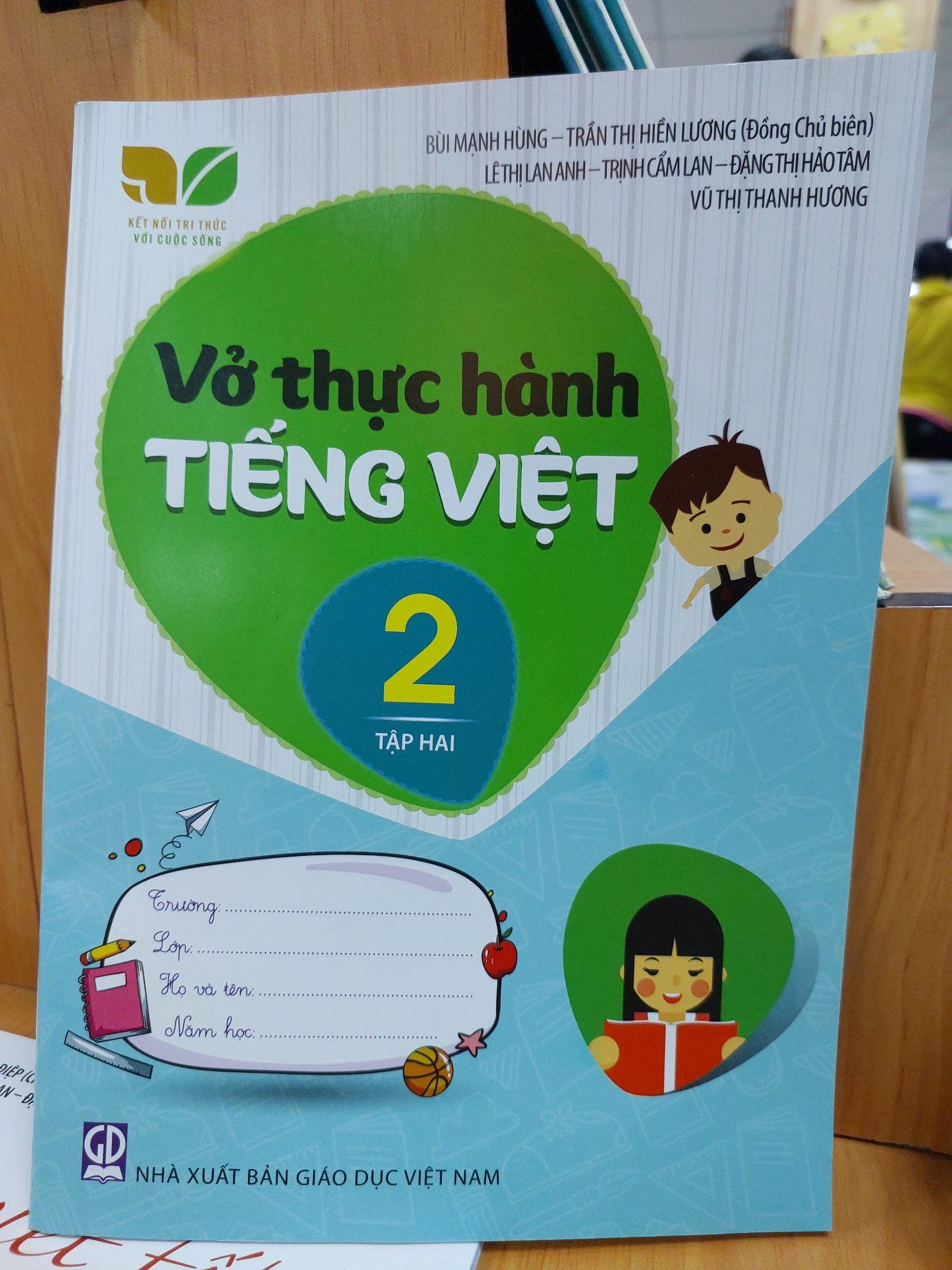 Vở thực hành tiếng Việt 2/2 ( Kết nối tri thức với cuộc sống ) 