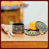  Kinh Luân Cầm Tay Hợp Kim Cán Gỗ [Kim Cương Hỷ Lạc] 21 Cm Biểu Tượng Cát Tường 