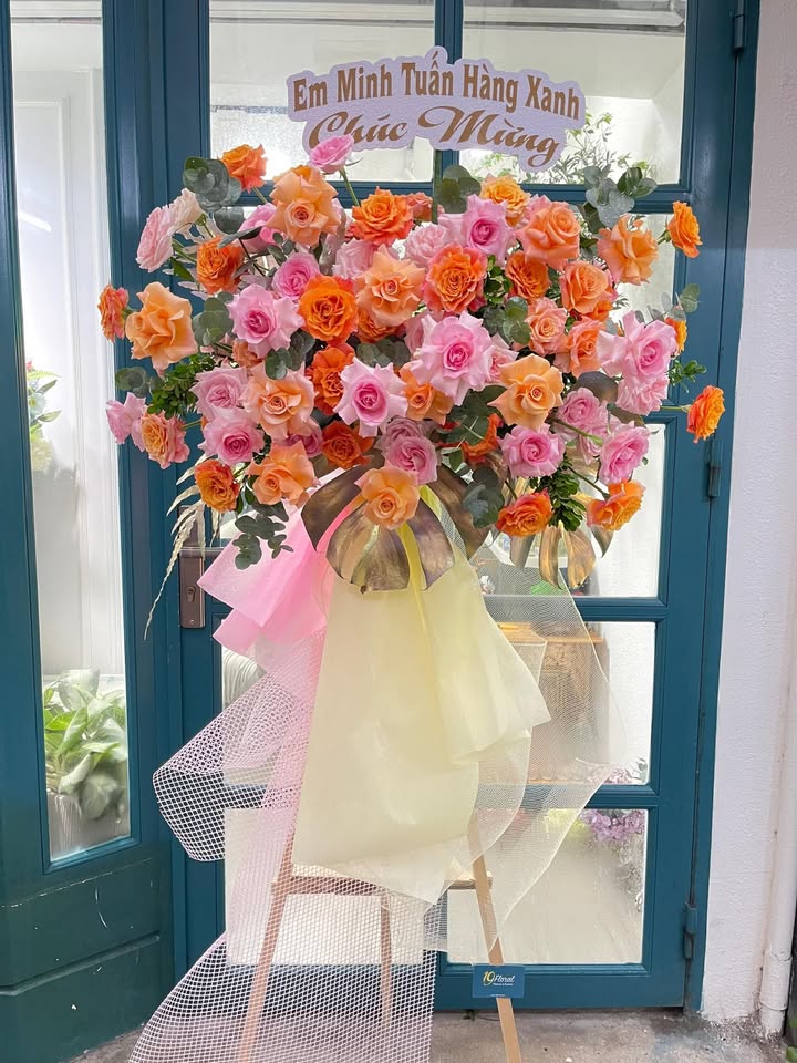 Kệ hoa chúc mừng - Tangerine Light