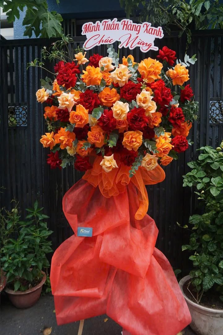 Kệ hoa chúc mừng - Harvest Radiance