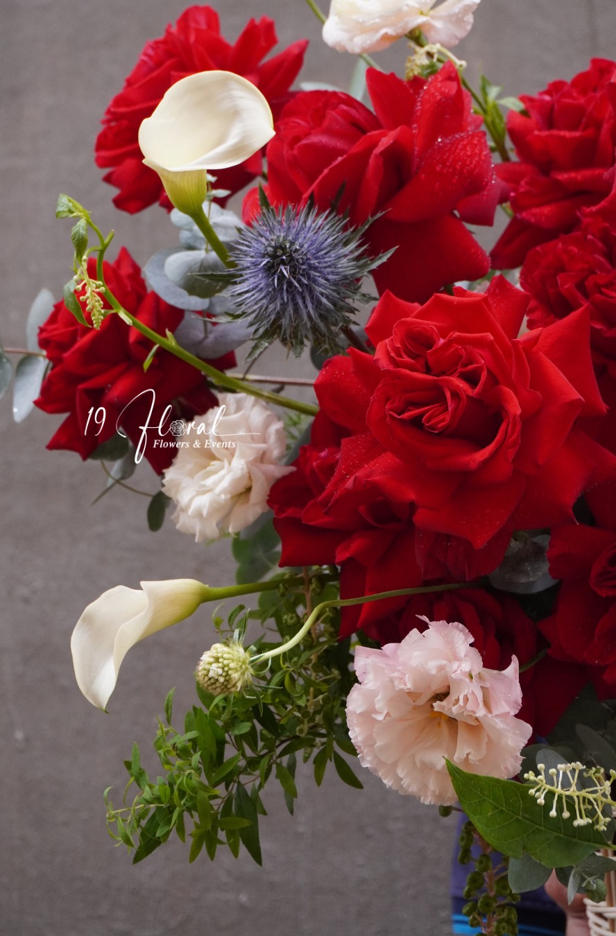 Giỏ hoa Flame of Love