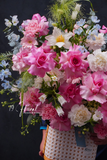 Giỏ hoa Elegant Pink Basket