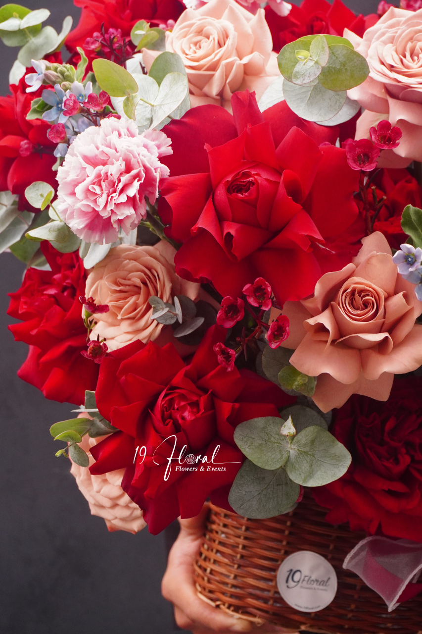 Giỏ hoa Pure Love
