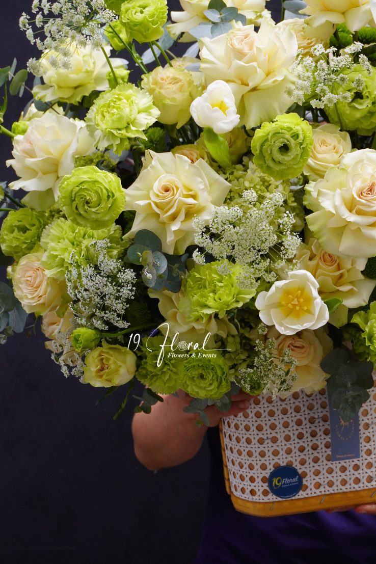 Giỏ hoa Petal Grace