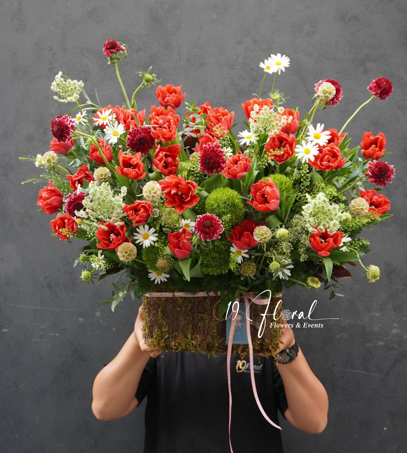 Hộp hoa tulip Blush Garden