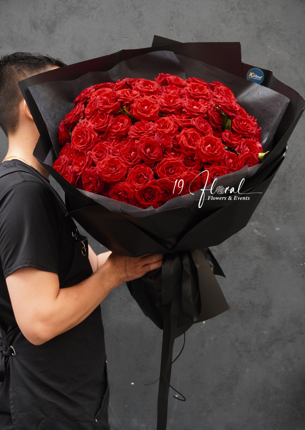 Bó hoa hồng chùm đỏ - Velvet Rose