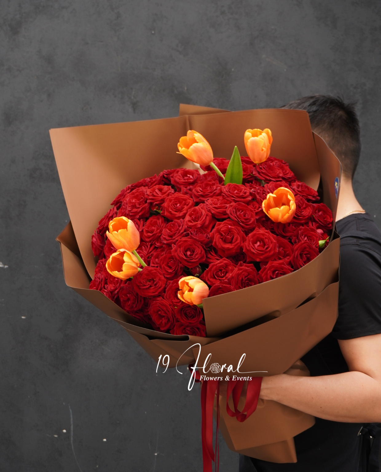 Bó hoa hồng chùm đỏ - Luna Bloom
