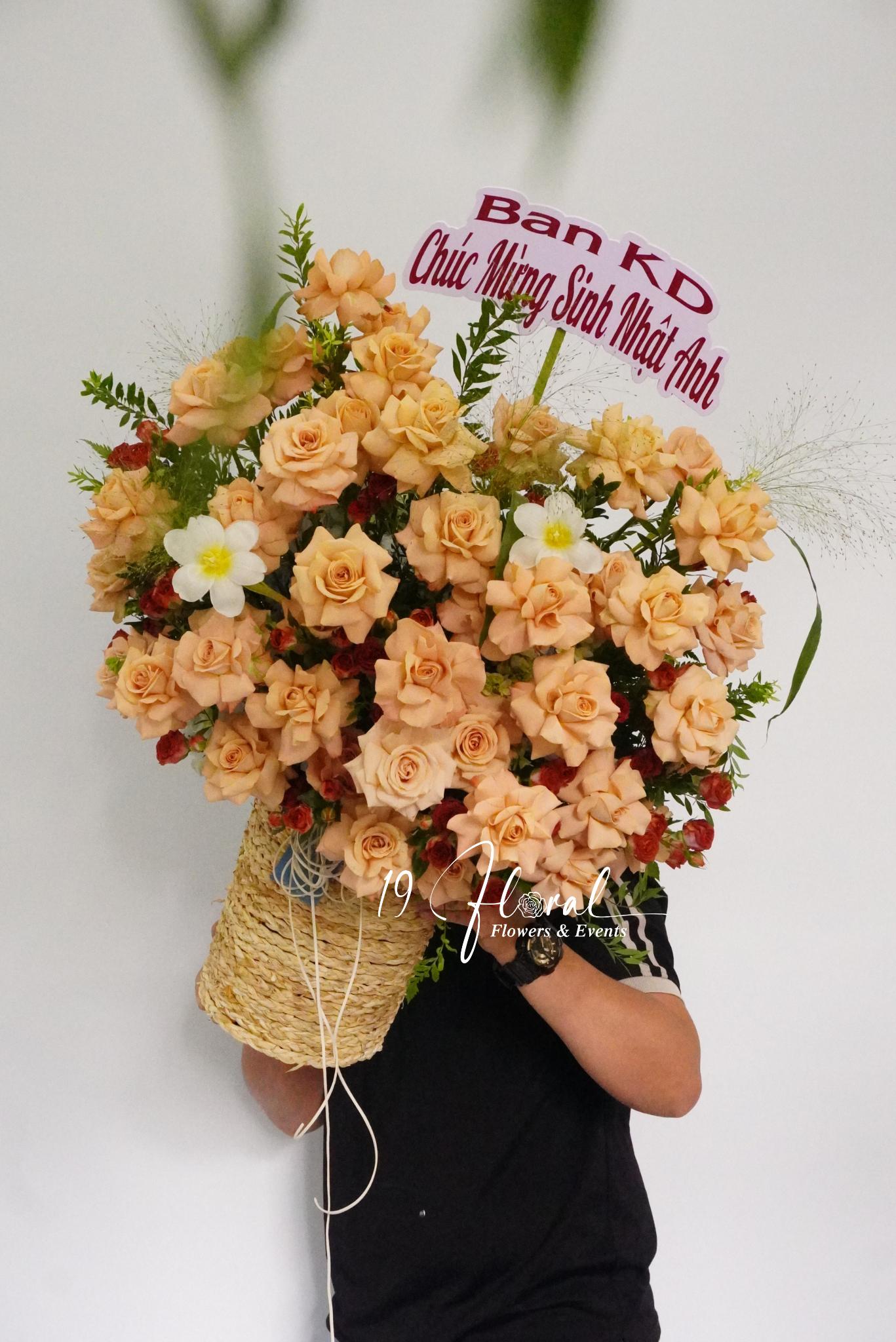 Giỏ hoa The Flower Haven