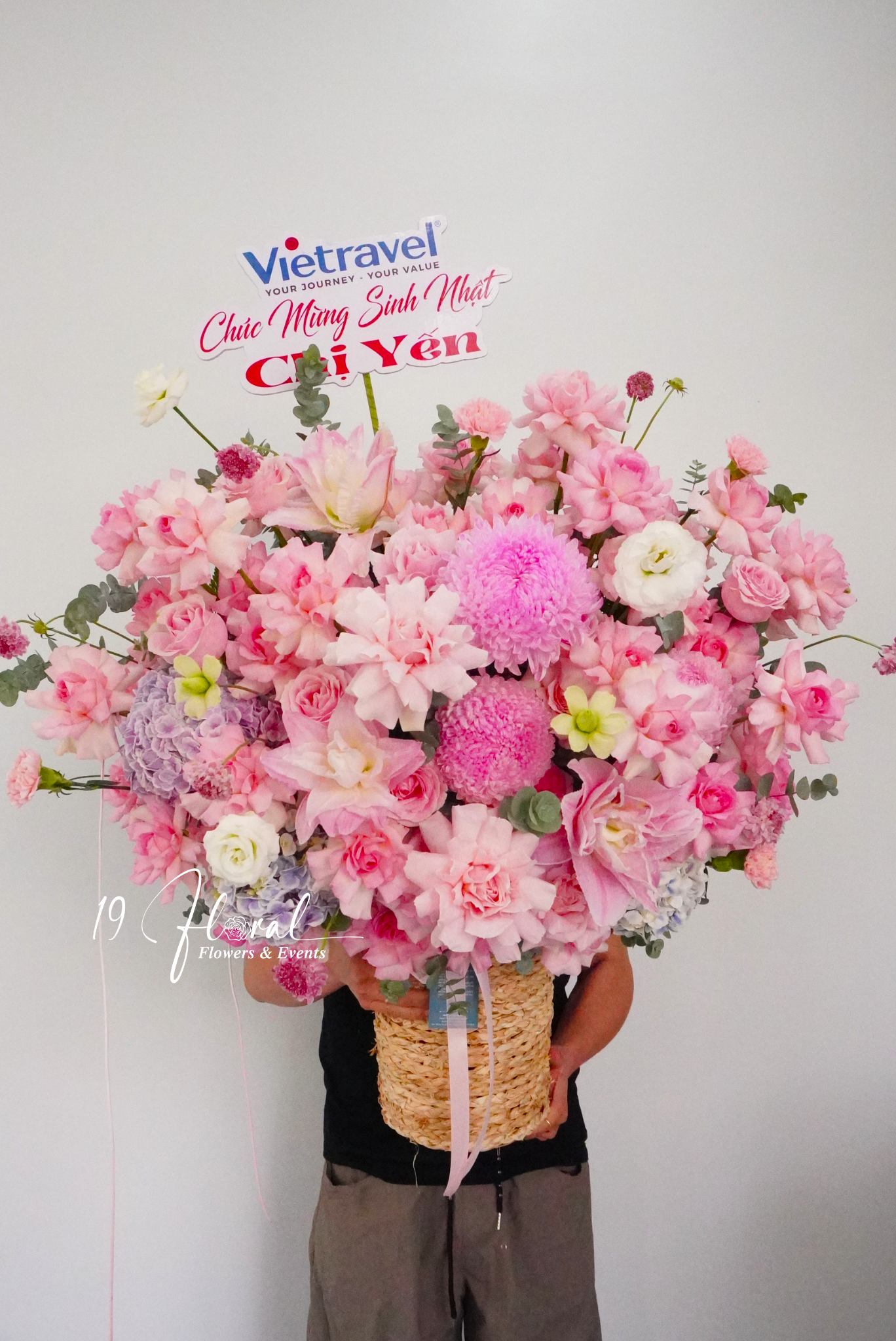 Giỏ hoa Petal Symphony