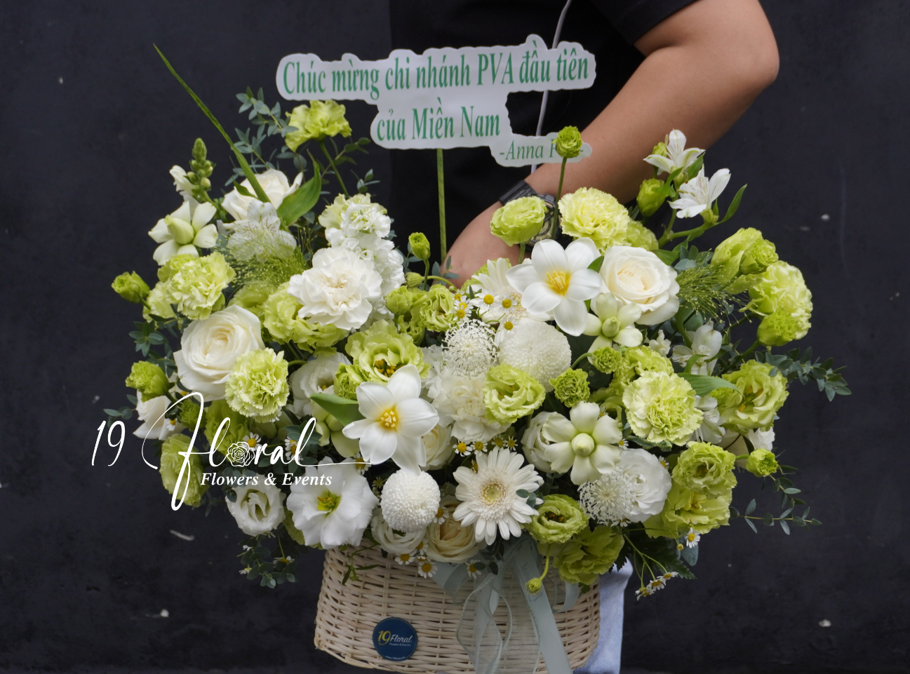 Giỏ hoa Soft Meadow