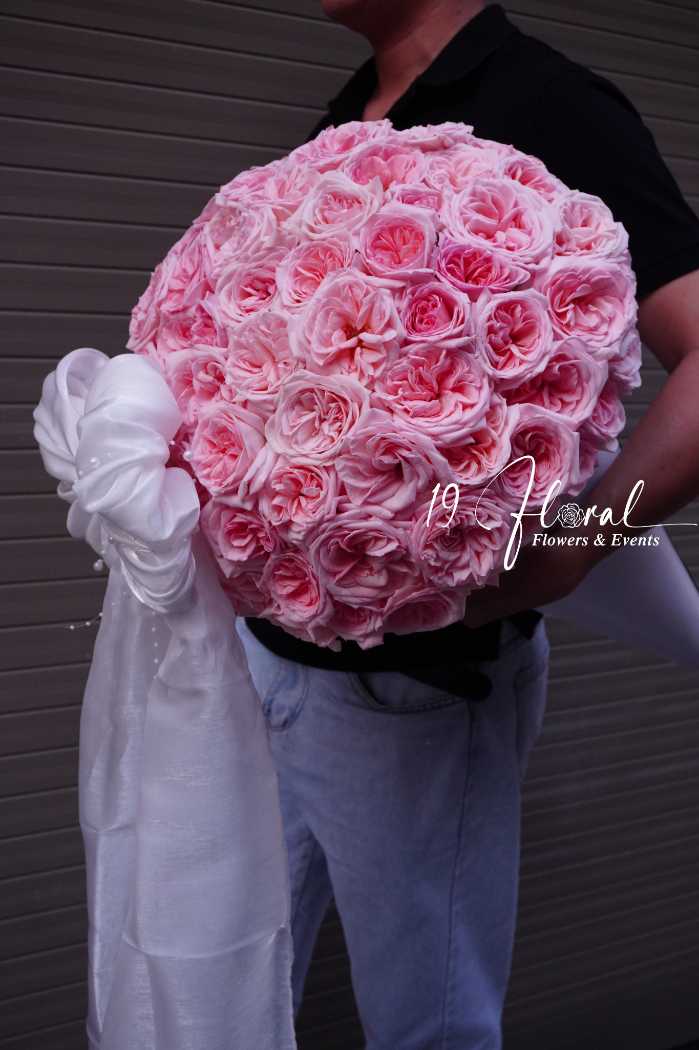 Bó hoa que kem Blush Bloom