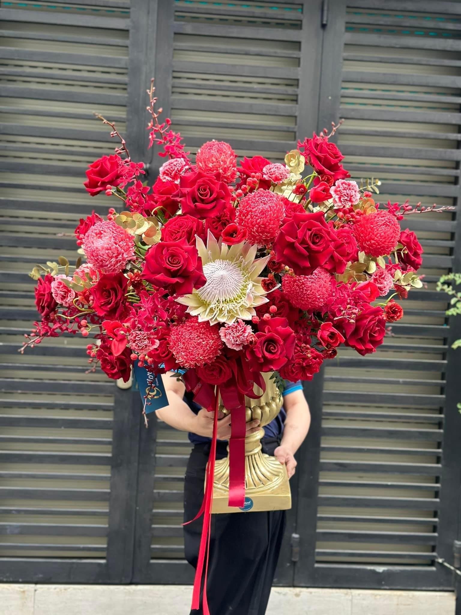 Bình Hoa Blazing Bloom