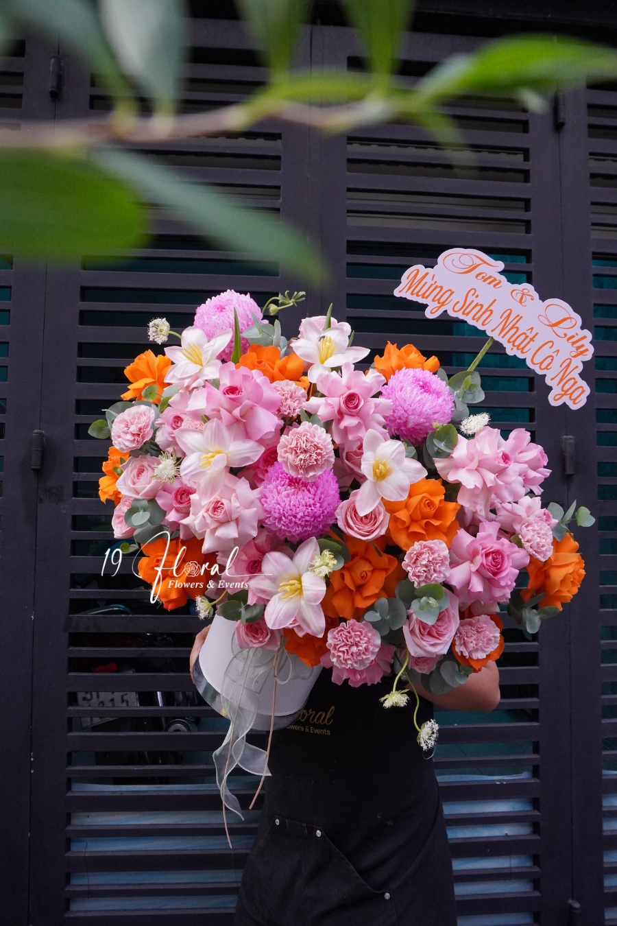 Hộp hoa Rosy Whispers