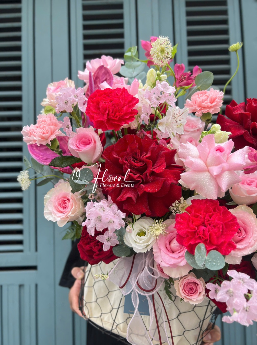 Giỏ Hoa Secret Bloom