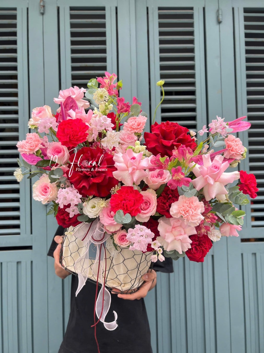 Giỏ Hoa Secret Bloom