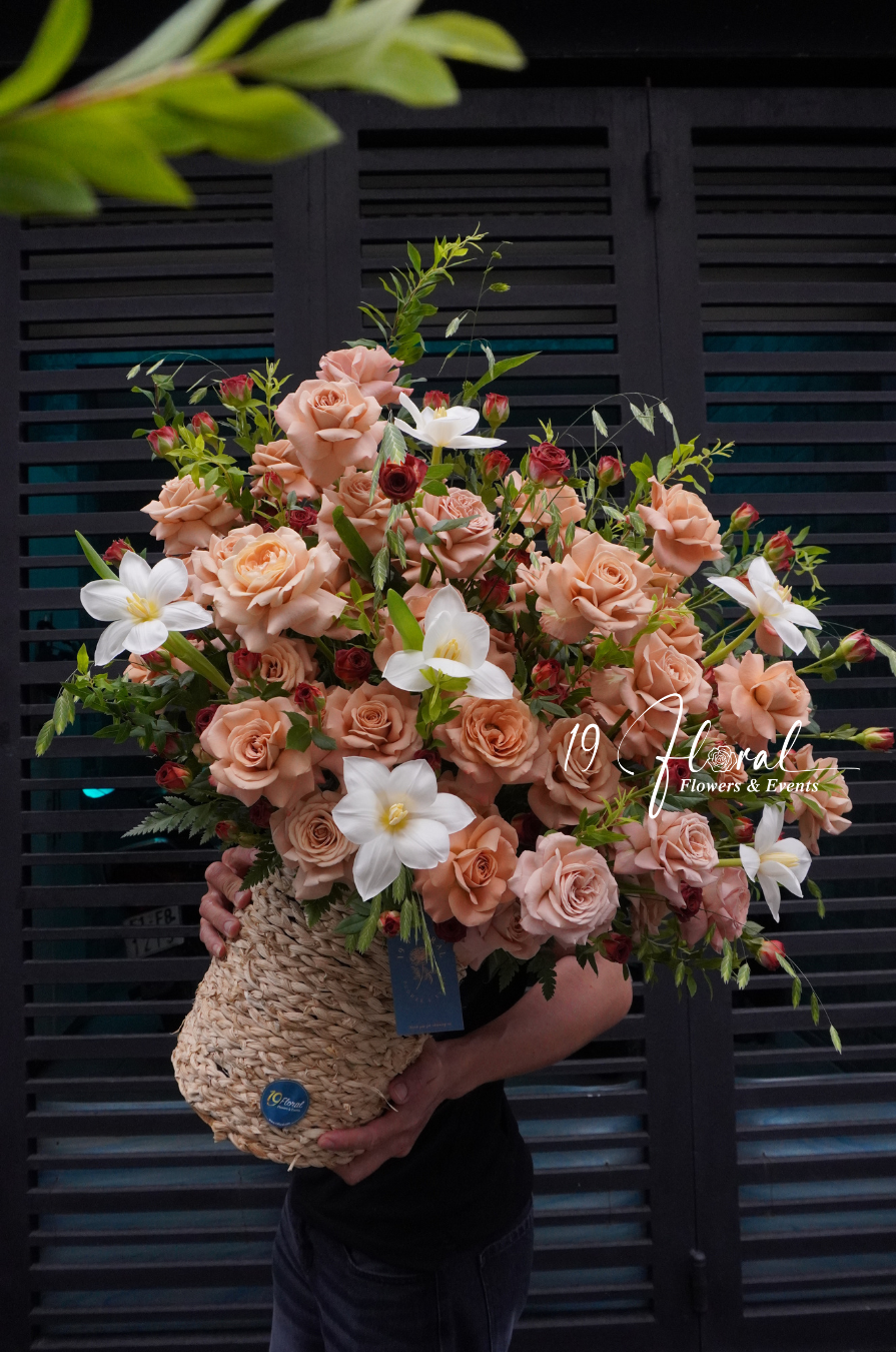 Giỏ hoa Dreamy Bloom nâu - trắng