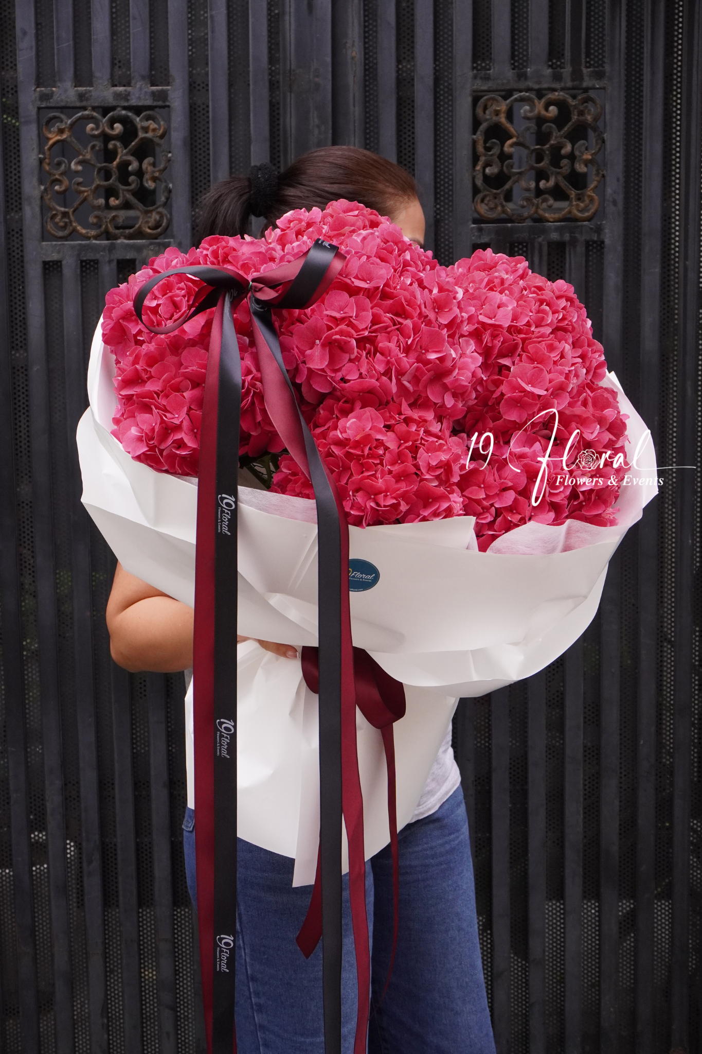 Bó hoa Cẩm tú cầu Ruby 2