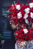 Kệ Hoa Chúc Mừng 2 -  Red Bloom