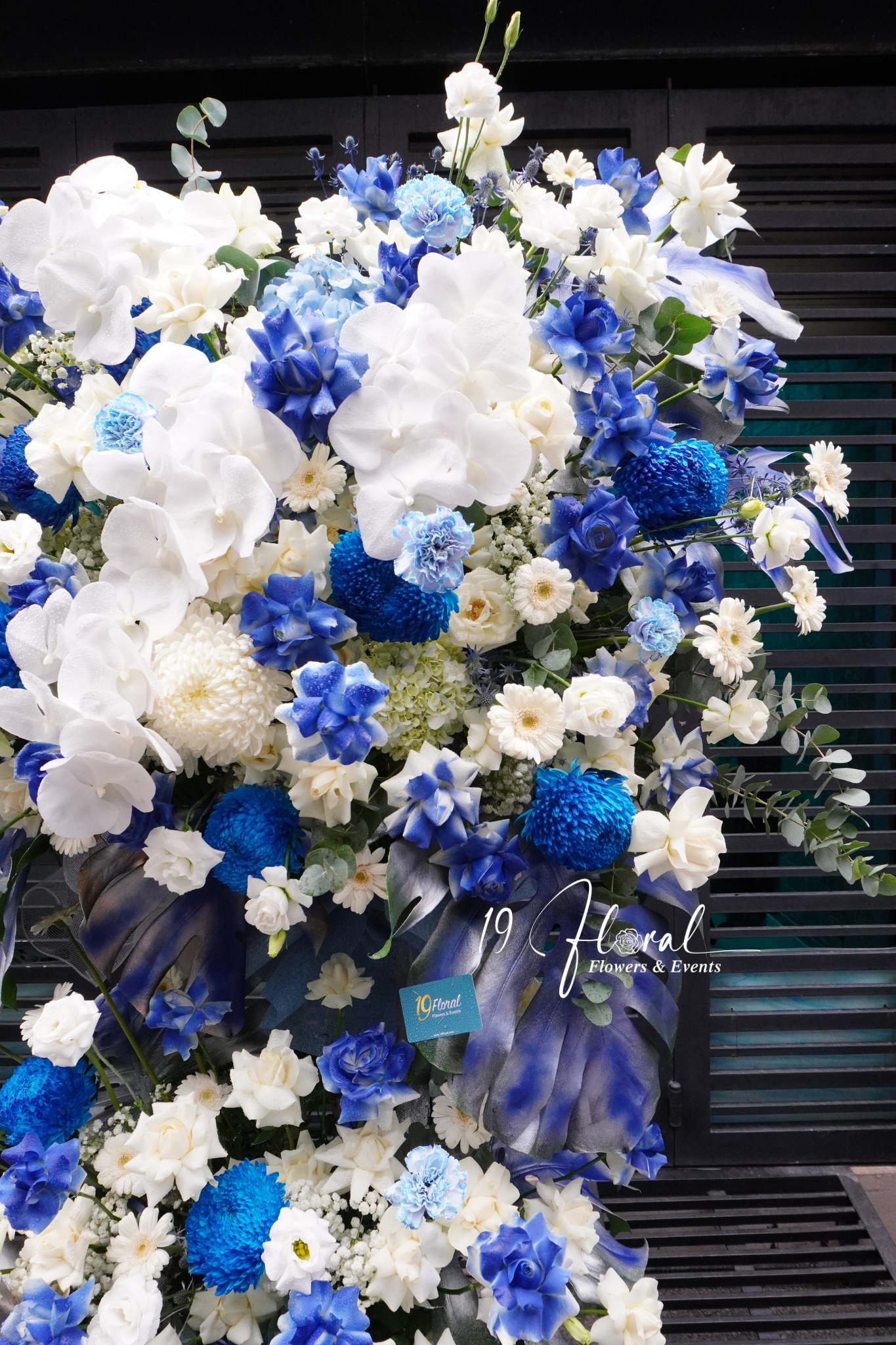 Kệ Hoa Chúc Mừng - Tôn Vinh Thành Tựu
