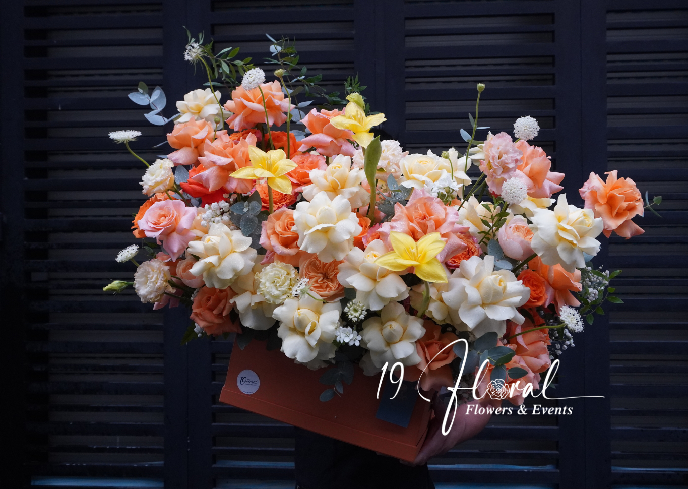 Hộp hoa Royal Bloom