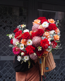 Giỏ hoa Burnt Caramel Blossom Basket