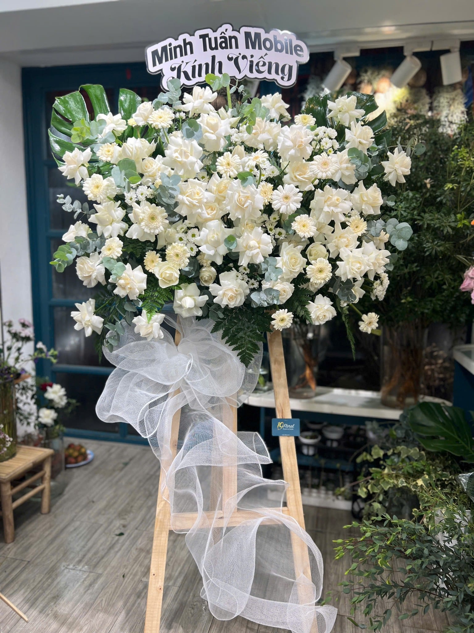 Kệ hoa chia buồn -  Serenity Tribute