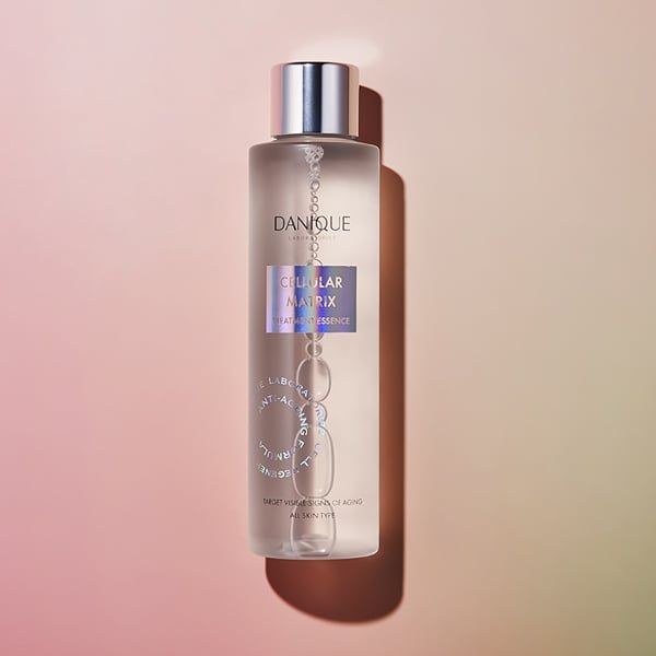 Tinh Chất Dưỡng Sáng Mờ Nếp Nhăn & Trẻ Hoá Làn Da Danique Cellular Matrix Treatment Essence