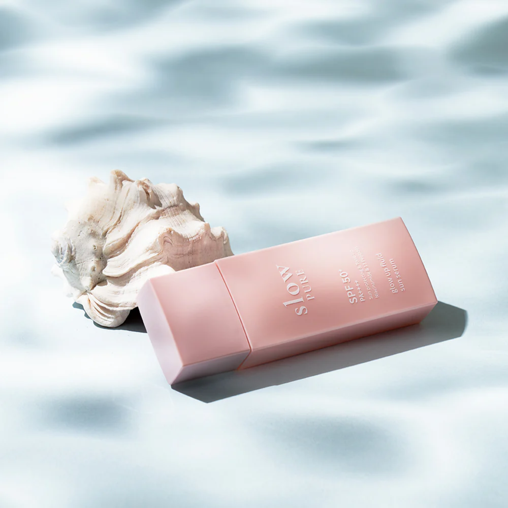 Kem Chống Nắng Nâng Tone Chứa Niacinamide & 13 Loại Peptide Slowpure Glow Up Fluid Sun Serum Serene Space Sản Phẩm Chính Hãng