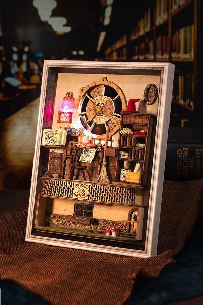 Mô hình thư viện phép thuật huyền bí – Phong cách vintage cổ điển, trang trí sáng tạo