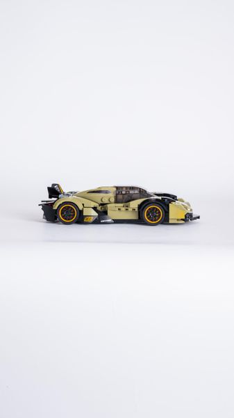 Bộ gạch lắp ghép xe mô hình thể thao V12 – Xe đua tốc độ cao màu vàng cát (City Racing Series)