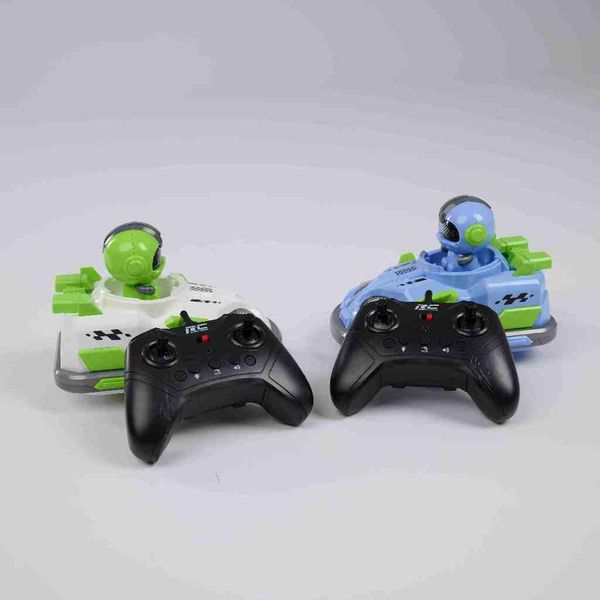 Xe chiến đấu điều khiển từ xa Battle Car- hiệu ứng đèn, xoay/lật 360°,2 xe đối kháng, đèn LED, pin sạc 3.7V cho bé