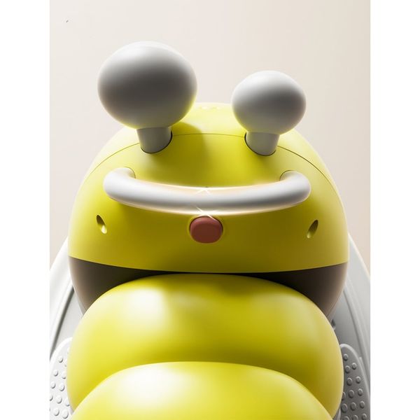 Xe chòi chân hình con sâu ngộ nghĩnh ( không có nhạc)