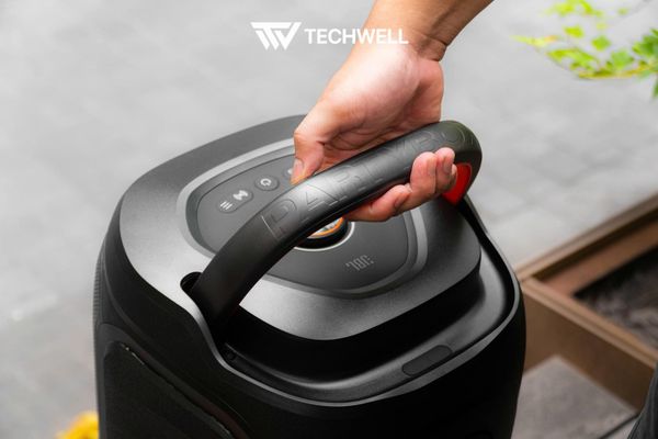 Loa Bluetooth JBL PARTYBOX 130