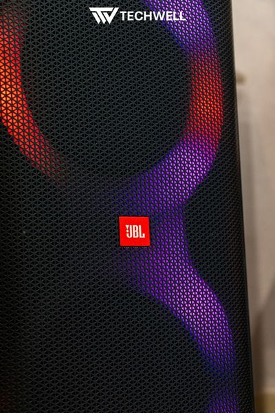 Loa JBL PARTYBOX 710 Chính Hãng, LED Đẹp, IPX4, Công Suất 800W, Bluetooth, AUX, USB, True Wireless Stereo