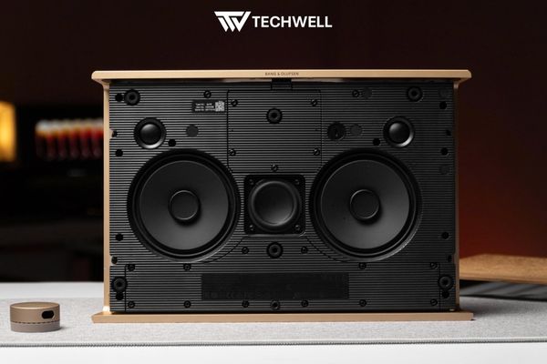 BANG & OLUFSEN BEOSOUND LEVEL