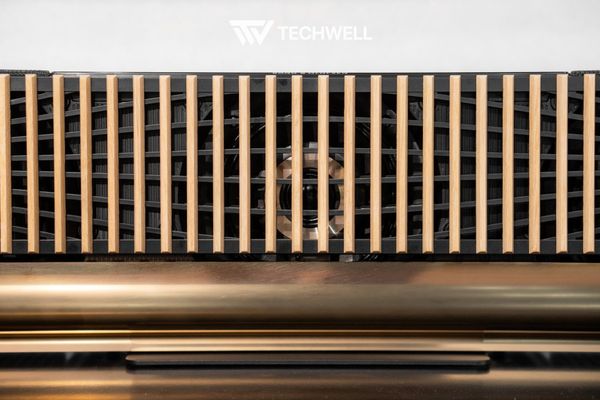 Loa BANG & OLUFSEN BEOSOUND THEATRE