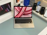  MacBook Air 2020 13 inch // M1 (8CPU-7GPU) | 8GB Ram | 256GB SSD // Màu sắc: Silver | Hình thức: 99 
