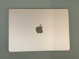  MacBook Air 2022 13 inch // M2 (8CPU-8GPU) | 8GB Ram | 256GB SSD // Màu sắc: Silver | Hình thức: 99+ 