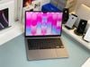  MacBook Air 2022 13 inch // M2 (8CPU-8GPU) | 8GB Ram | 256GB SSD // Màu sắc: Space Gray | Hình thức: 99+ 