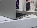 MacBook Air 2022 13 inch // M2 (8CPU-8GPU) | 8GB Ram | 256GB SSD // Màu sắc: Silver | Hình thức: 99