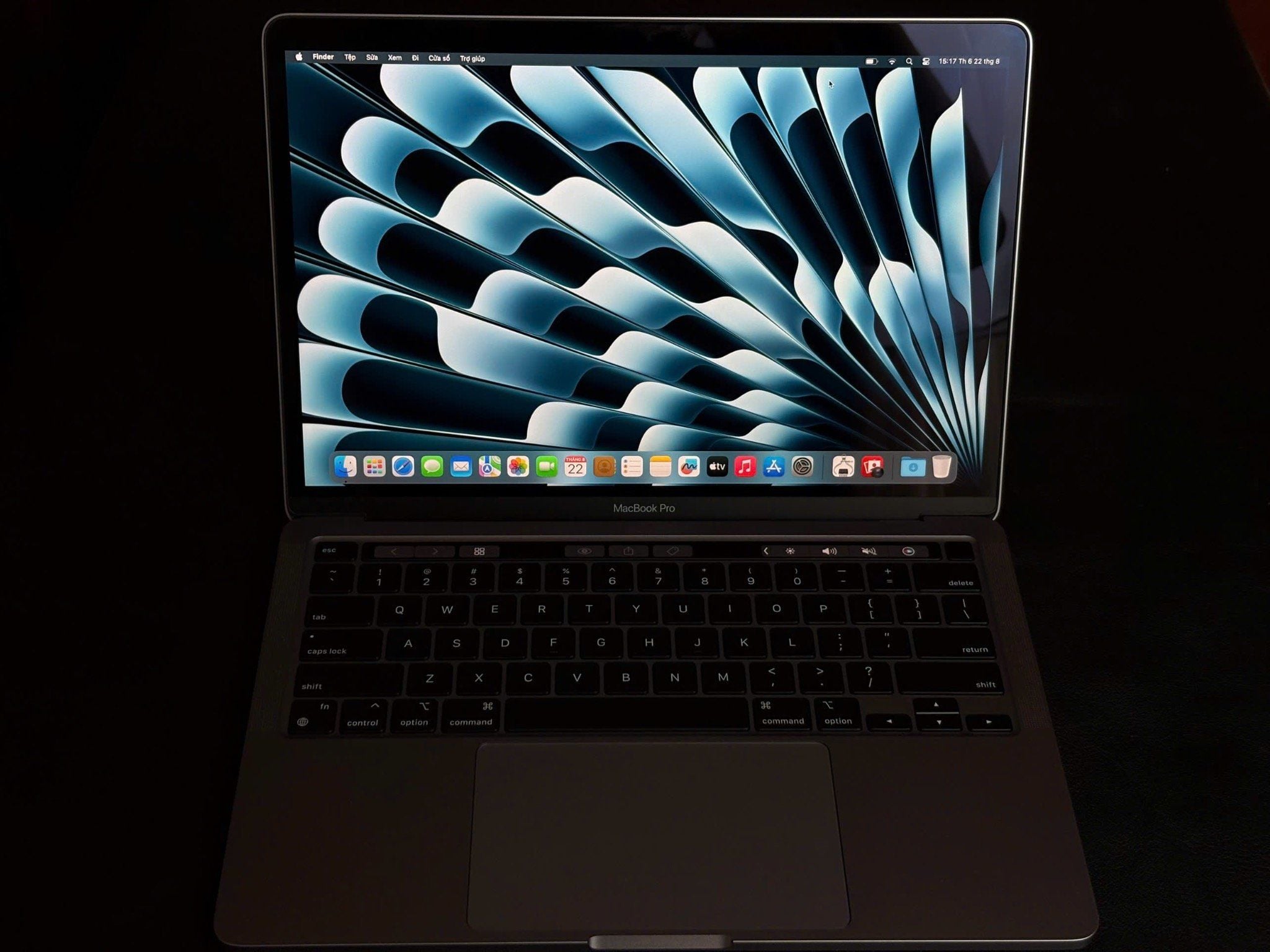 【メモリ16G】MacBook Pro 13インチ2020 M1 256GB Amazon.com: Apple 2020 MacBook Pro with 2.0GHz Intel Core i5, 13