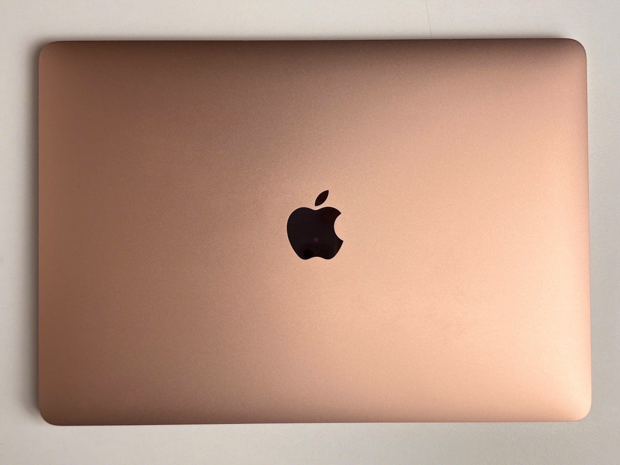 MacBook Air 2020 13” Gold | 99+ | M1 8G Ram 256G SSD | 8 CPU