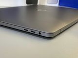  MacBook Pro 2018 15inch // Intel Core i7 | 16GB RAM | 512GB SSD // Màu sắc : Gray | Hình thức: 98- 