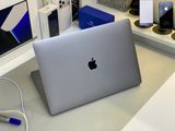  MacBook Pro 2017 15inch // Intel Core i7 | 16GB RAM | 256GB SSD // Màu sắc : Gray | Hình thức: 99- 