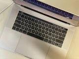  MacBook Pro 2017 15inch // Intel Core i7 | 16GB RAM | 256GB SSD // Màu sắc : Gray | Hình thức: 99- 