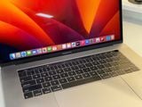  MacBook Pro 2017 15inch // Intel Core i7 | 16GB RAM | 256GB SSD // Màu sắc : Gray | Hình thức: 98+ 