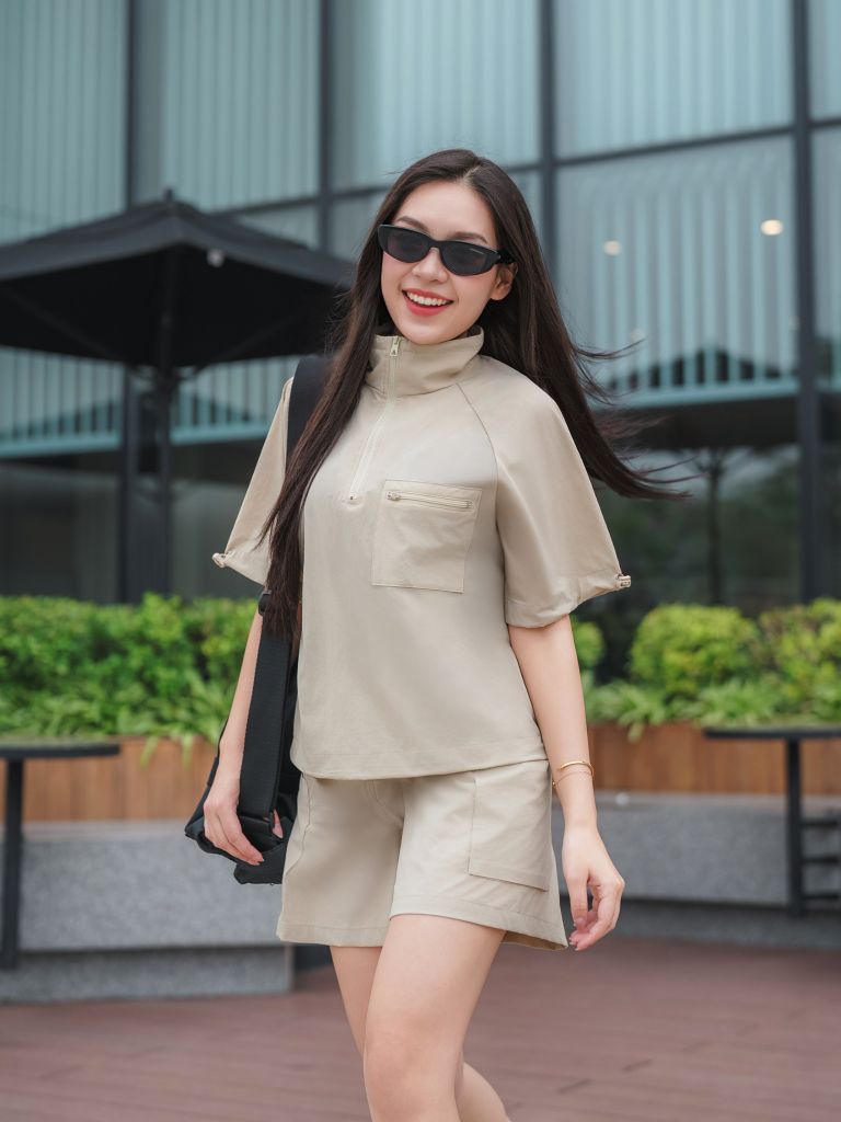 Bộ gió quần ngắn tay ngắn  -  1MNGO25056C
