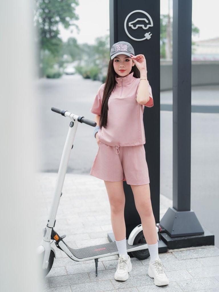 Bộ gió quần ngắn tay ngắn  -  1MNGO25058C