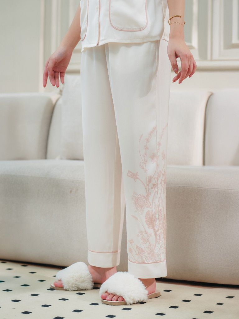 Bộ đồ ngủ Pijama lụa satin quần dài tay ngắn  -  1MNSA25072D